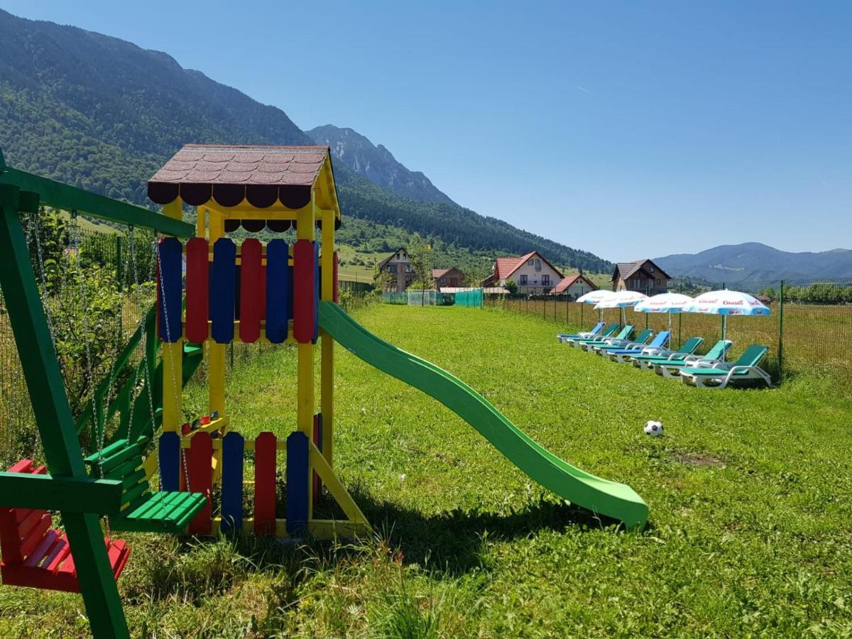 Pensiunea Casa Zarnesteana Zărneşti Kültér fotó